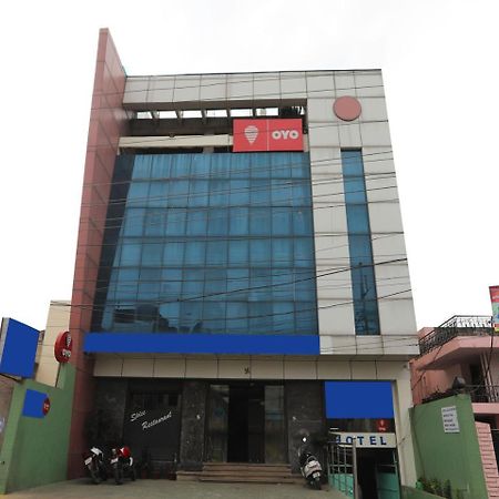 Oyo 1524 Hotel Vaani Continental Kanpur Extérieur photo