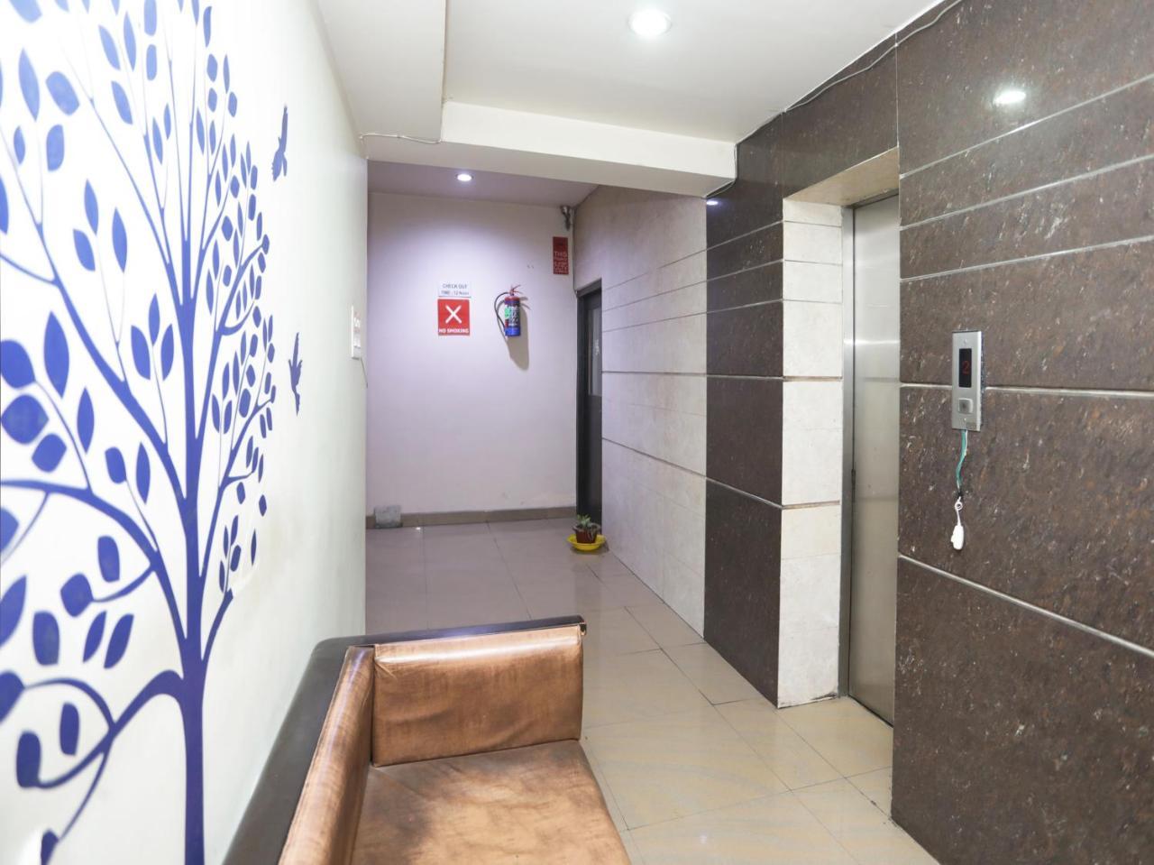 Oyo 1524 Hotel Vaani Continental Kanpur Extérieur photo