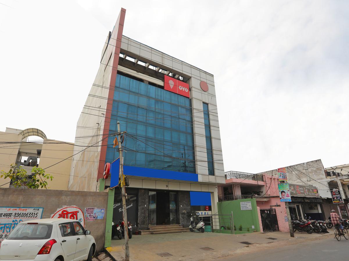 Oyo 1524 Hotel Vaani Continental Kanpur Extérieur photo